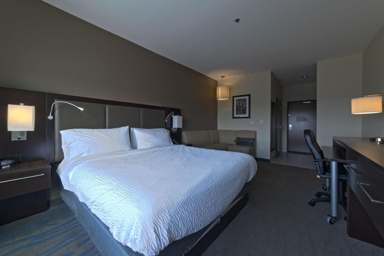 Holiday Inn Hotel & Suites Northwest San Antonio By Ihg Esterno foto