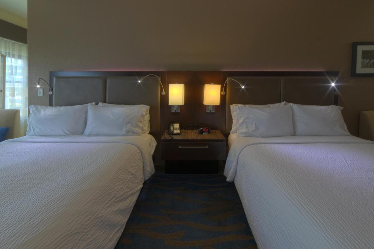 Holiday Inn Hotel & Suites Northwest San Antonio By Ihg Esterno foto